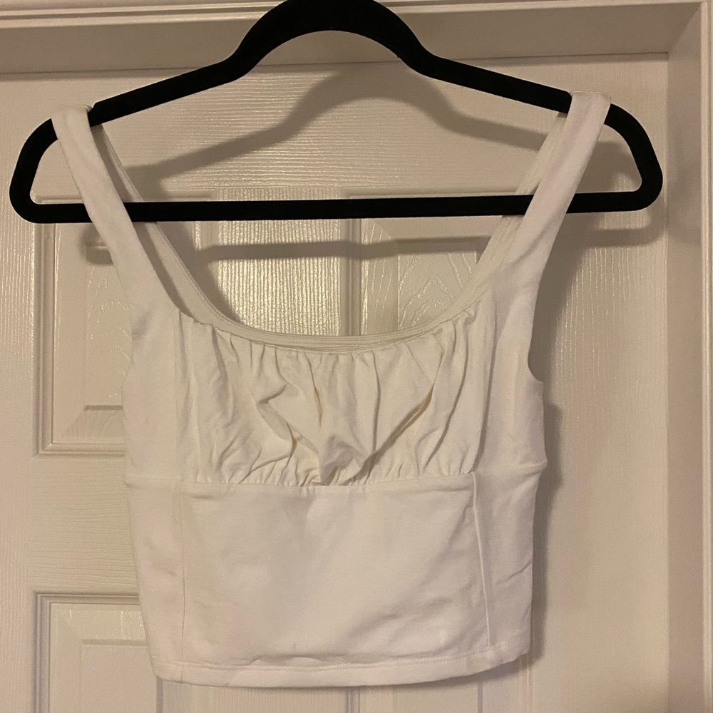 Aritzia white tank top